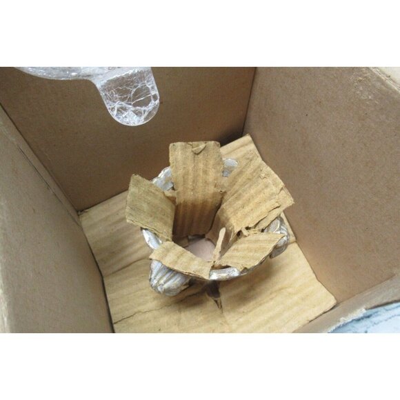 Illuminations Antique White Metal & Glass Candle Holders Set of 3 NOS Alco - Picture 6 of 10